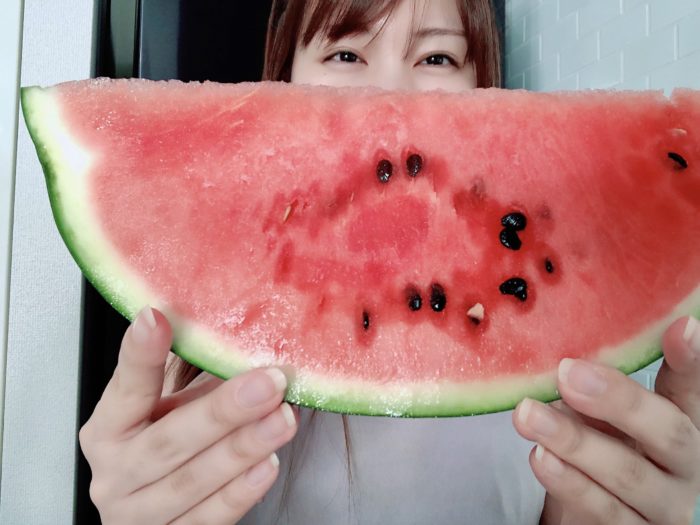 深夜のボリボリ。。∩^ω^∩